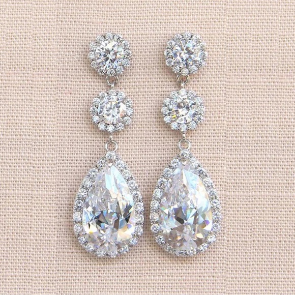NEW PEAR 925 STERLING SILVER DIAMOND EARRINGS, NICE EARRINGS, CUTE EARRINGS - Picture 2 of 5